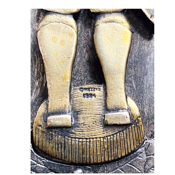 Metzke Designs 1984 Rare Vintage Pewter Container w/Nutcracker & Holly Wreath - Picture 7 of 9